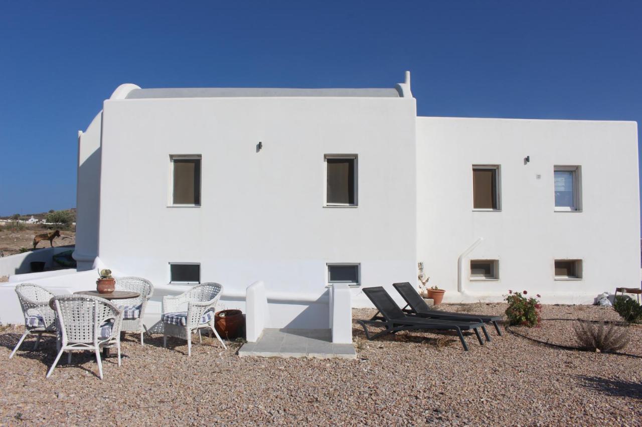 Ab Green Living Santorini Emporio  ภายนอก รูปภาพ