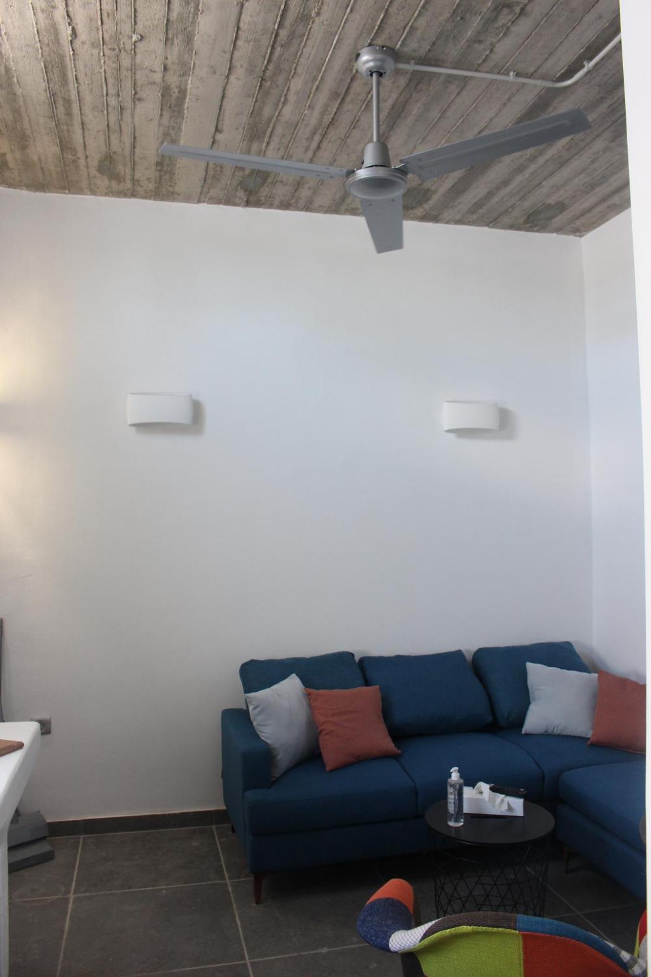 Ab Green Living Santorini Emporio  ภายนอก รูปภาพ
