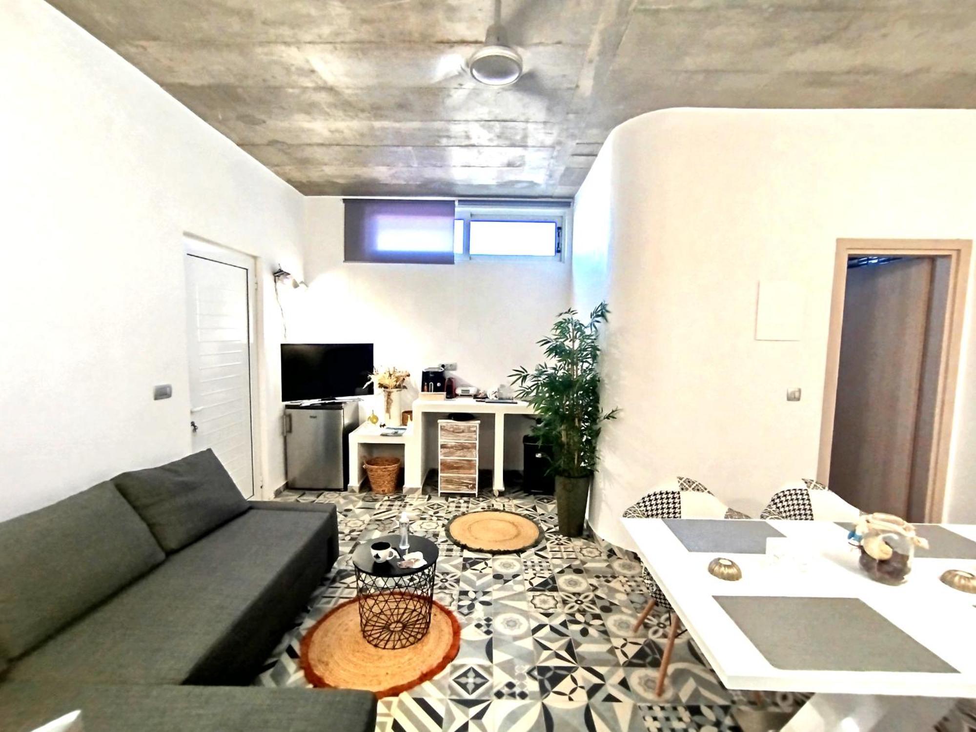 Ab Green Living Santorini Emporio  ภายนอก รูปภาพ